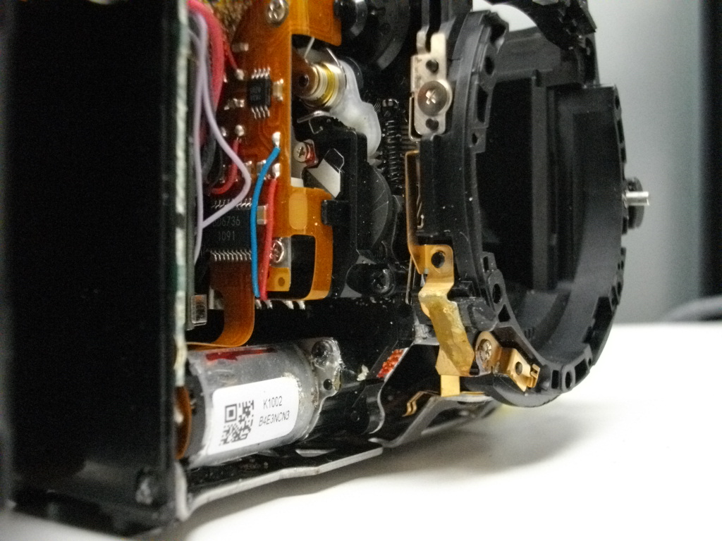 *corrosion damage to internals of DSLR water damage